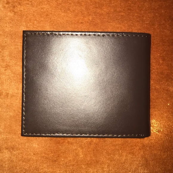 New Brown Tommy Hilfiger Wallet - Picture 4 of 9
